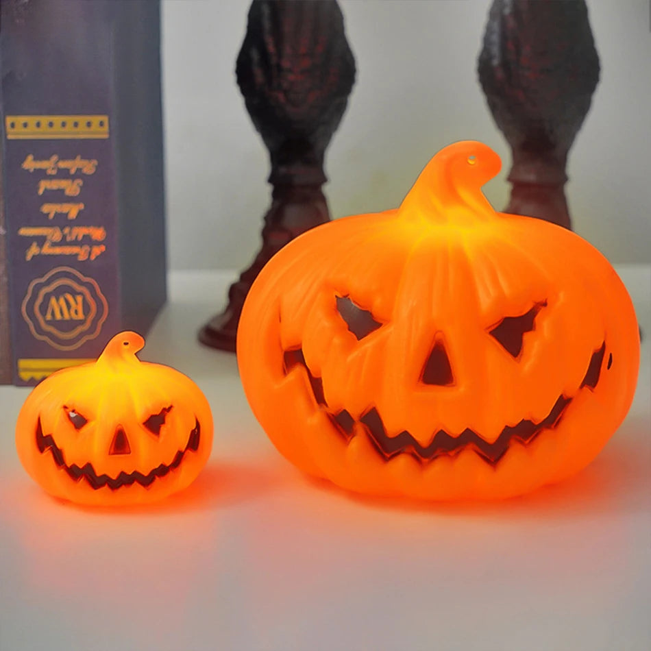 Halloween Kürbis-Laterne – LED Deko-Licht für drinnen & draußen